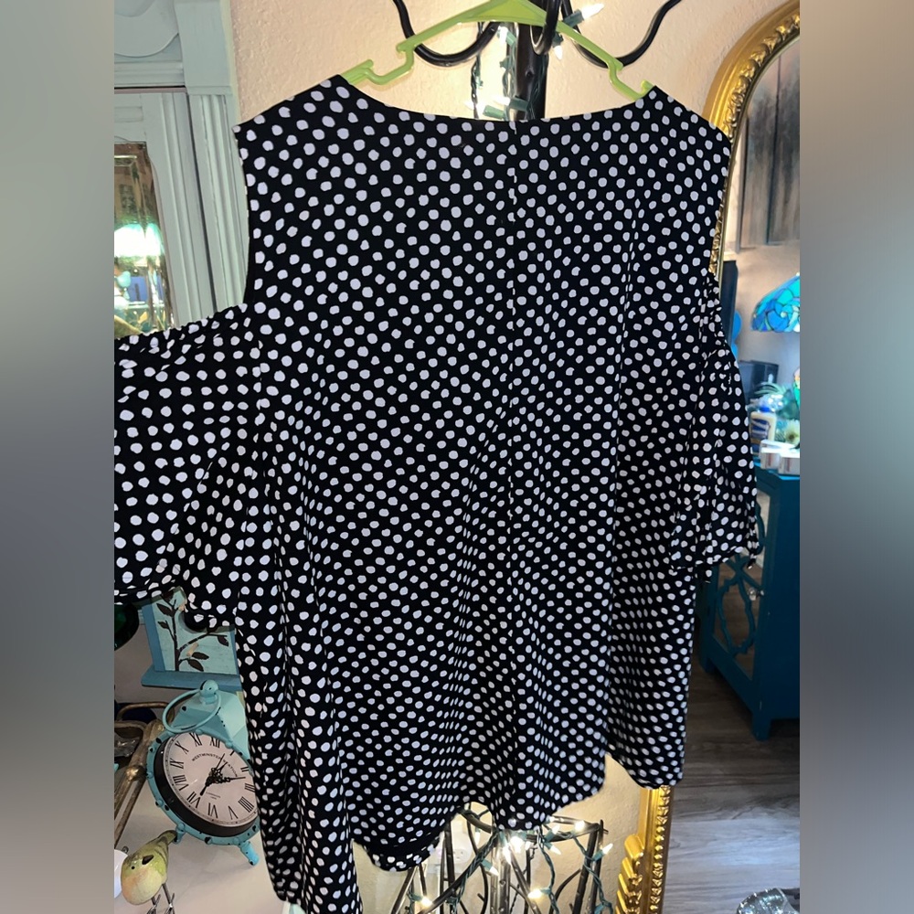 Lane Bryant Polka Dot Off-the Shoulder Top Sz 26 - Picture 8 of 11